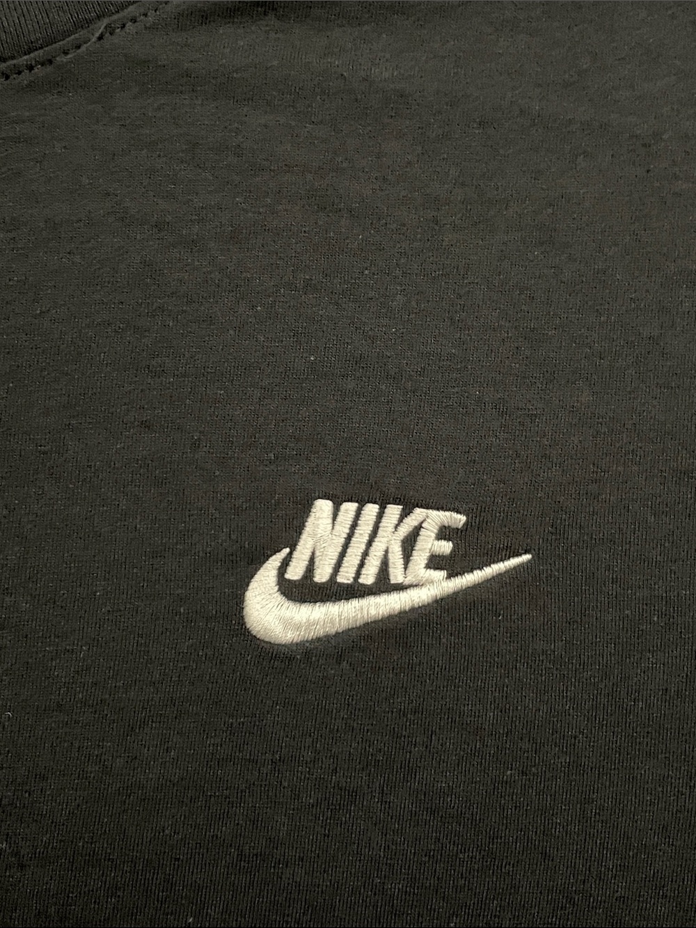 Nike Tee - Picture 2 of 6